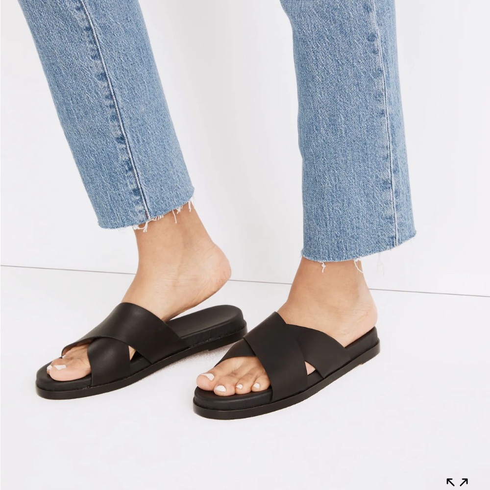 Seychelles Black Criss Cross Slide Sandals 9.5